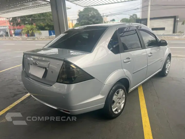 FIESTA 1.6 MPI Class Sedan 8V