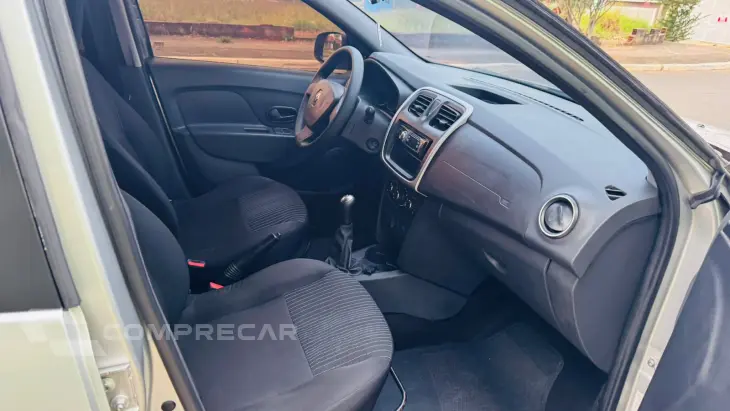 LOGAN 1.0 12V SCE Authentique