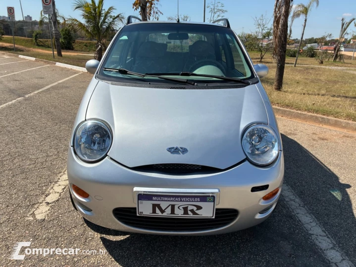 QQ 1.1 MPFI 16V