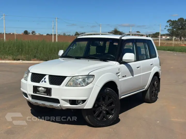 PAJERO TR4 2.0 4X4 16V 140CV FLEX 4P AUTOMÁTICO