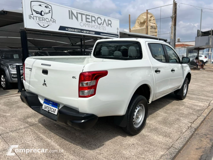 L200 TRITON 2.4 16V Turbo GL CD 4X4