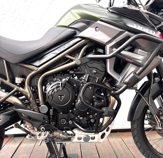 TRIUMPH TIGER 800 XCA