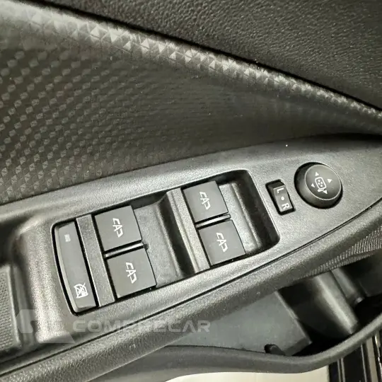 ONIX HATCH LT 1.0 12V Flex 5p Mec.