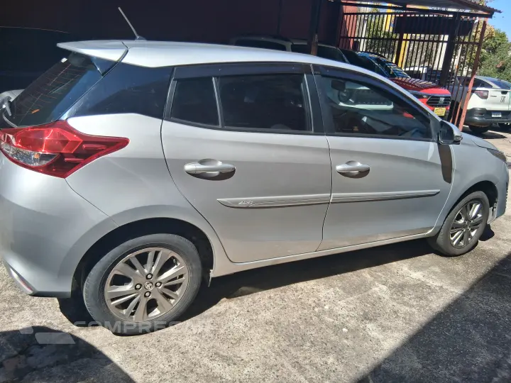 YARIS 1.5 16V XL