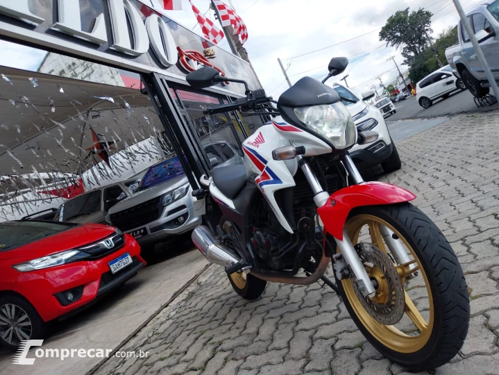 CB300R
