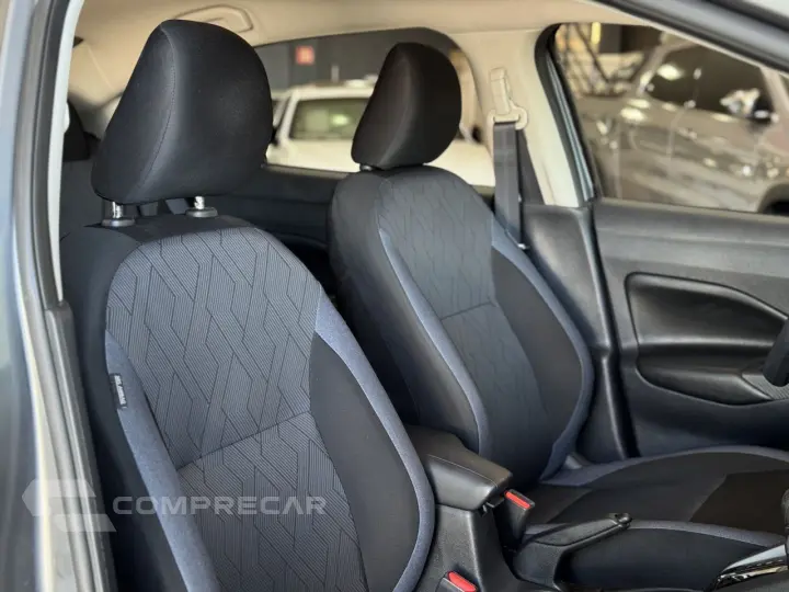 Versa Sedan 1.6 16V 4P FLEX ADVANCE XTRONIC AUTOMÁTICO CVT