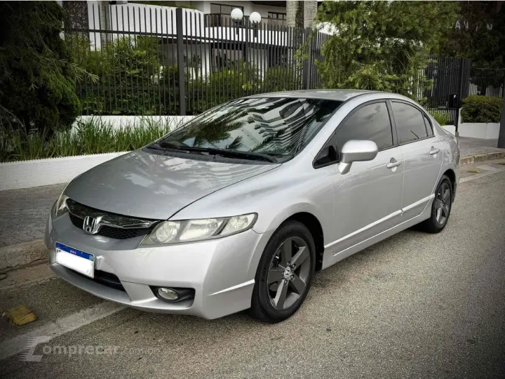 CIVIC 1.8 LXS 16V GASOLINA 4P AUTOMÁTICO