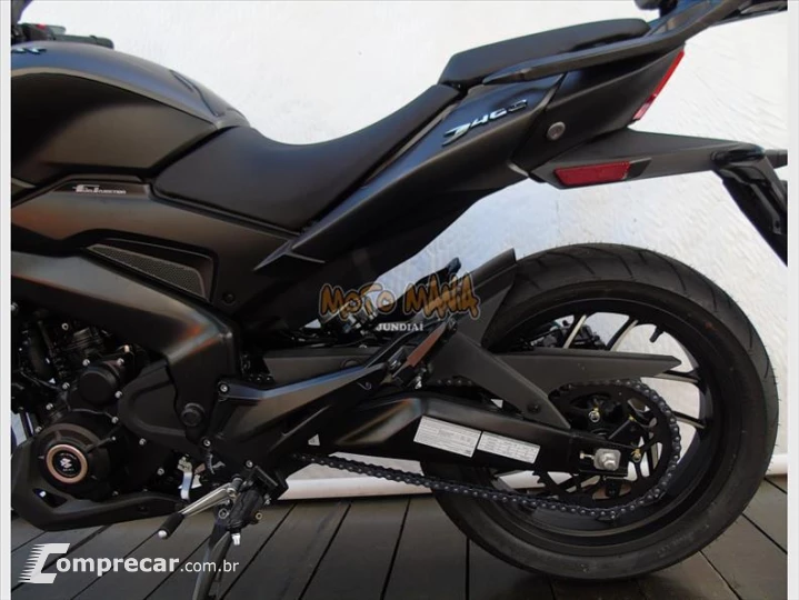 DOMINAR 400