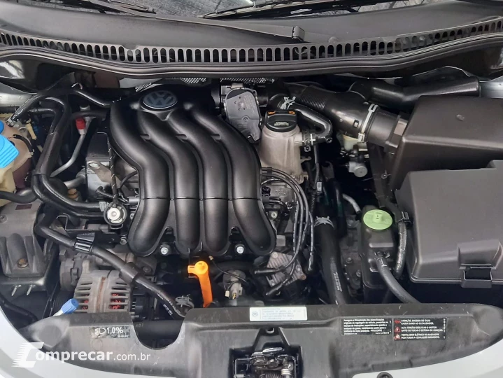 New Beetle 2.0 Mi 8V Gasolina 2P Automático