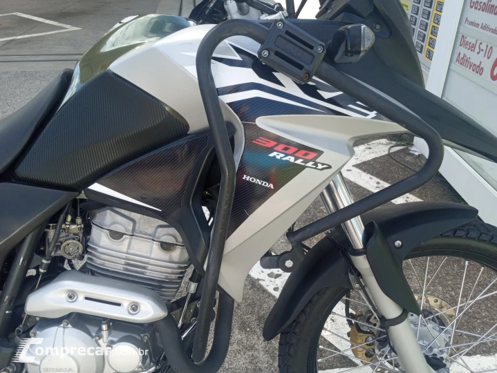 XRE 300