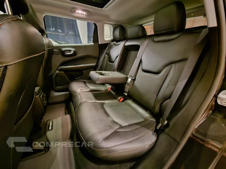 COMPASS 2.0 16V Night Eagle