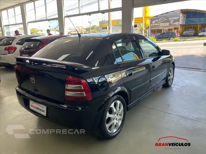 ASTRA 2.0 MPFI ADVANTAGE SEDAN 8V FLEX 4P MANUAL