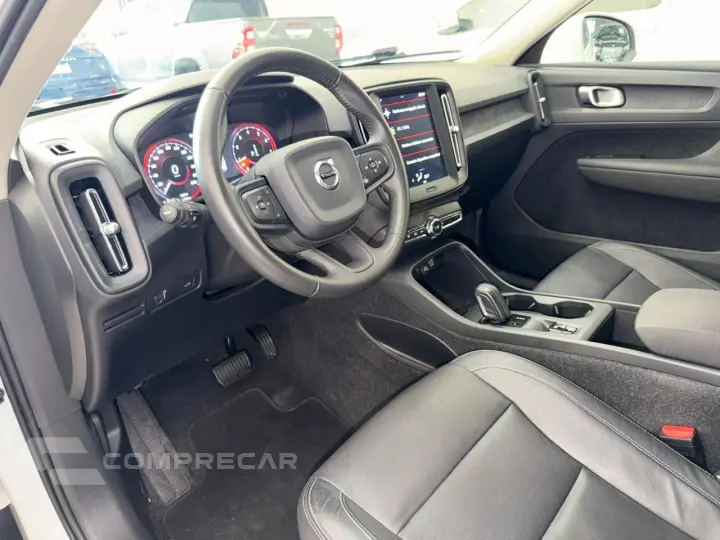 XC40 T4 2.0