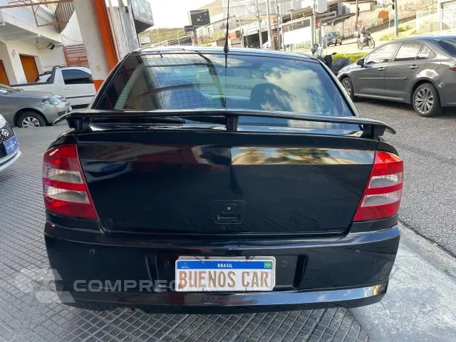 ASTRA HATCH - 2.0 MPFI ADVANTAGE 8V 2P MANUAL