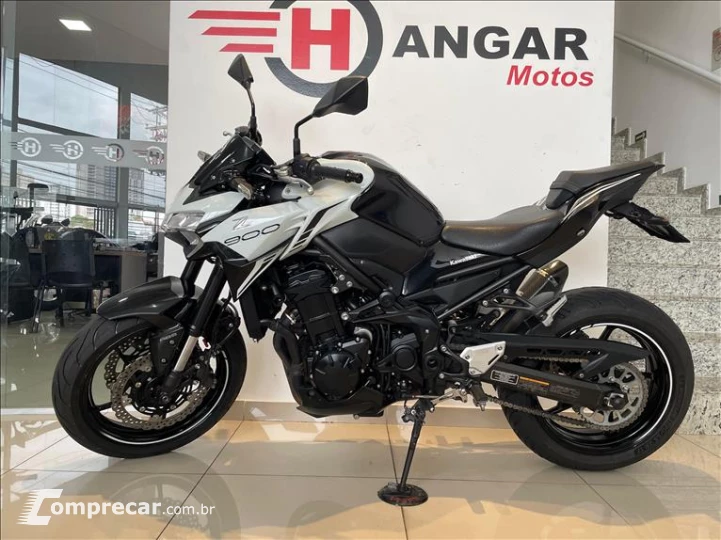 Z900