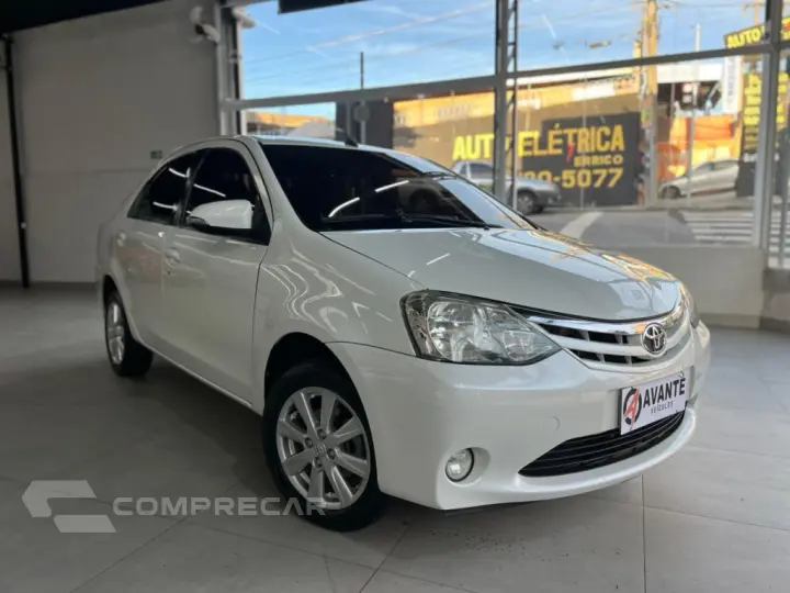ETIOS 1.5 XLS SEDAN 16V FLEX 4P AUTOMÁTICO