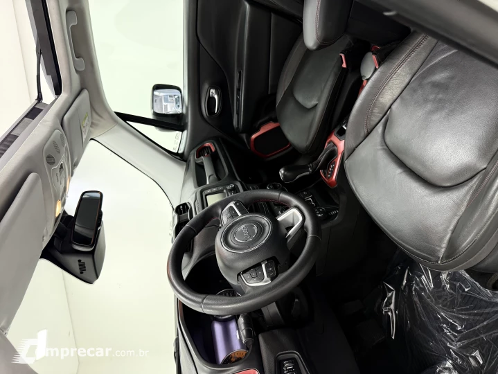 RENEGADE 2.0 16V Turbo Trailhawk 4X4