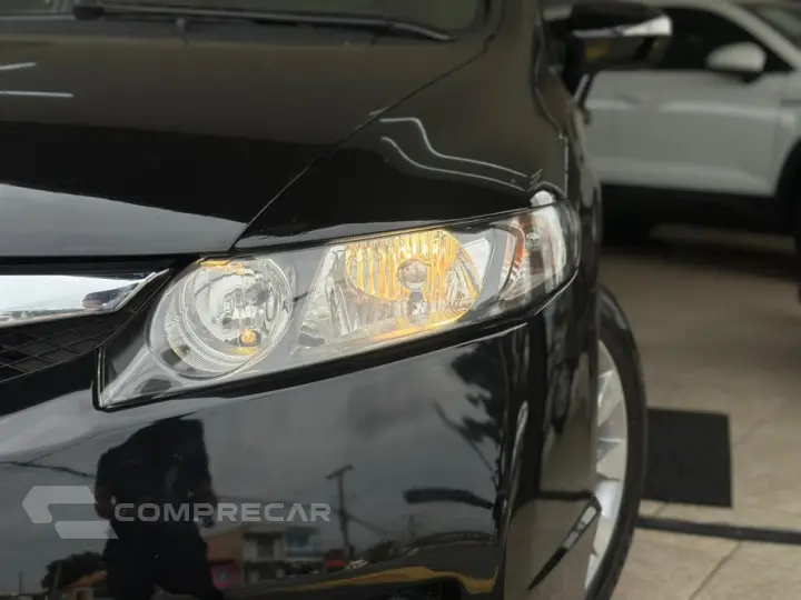 CIVIC 1.8 LXL 16V FLEX 4P MANUAL