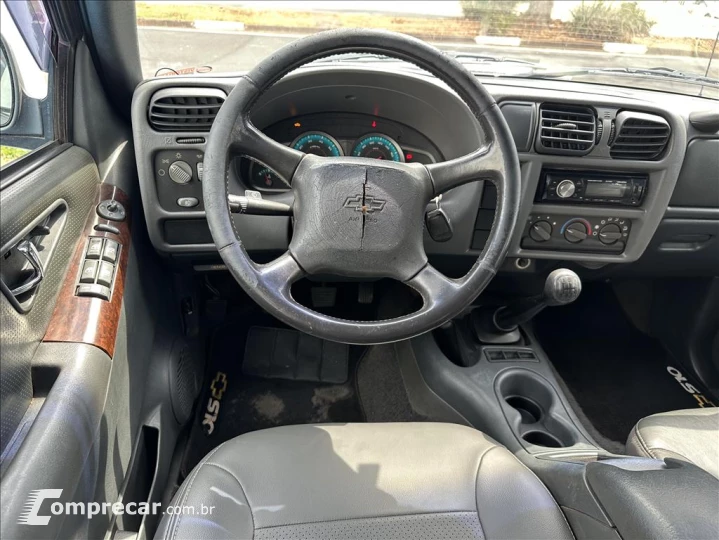 S10 2.4 MPFI EXECUTIVE 4X2 CD 8V FLEX 4P MANUAL