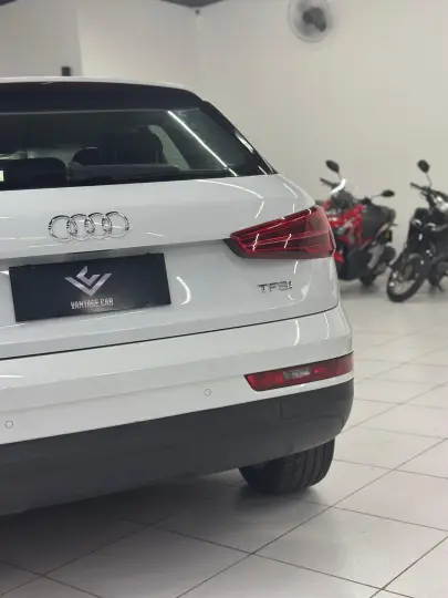 Q3 1.4 TFSI Ambition S Tronic