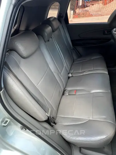 TUCSON 2.0 MPFI GLS 4X2 16V 143cv 2WD