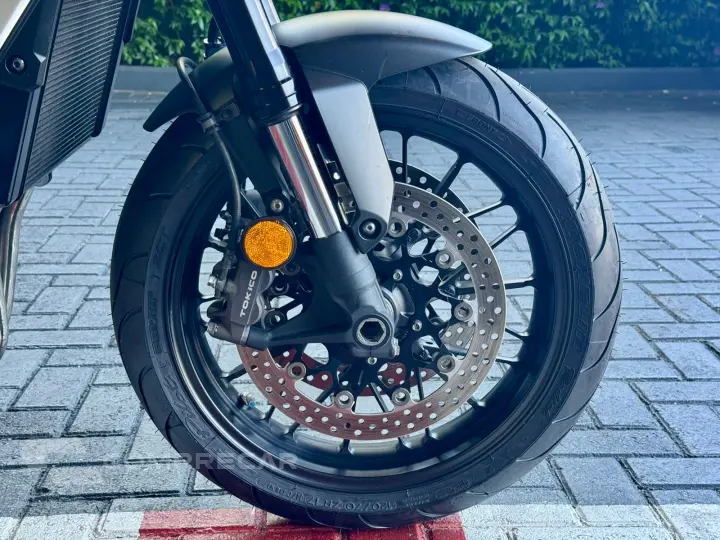 CB 1000R