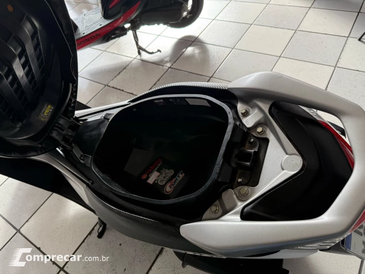 nmax 160C abs