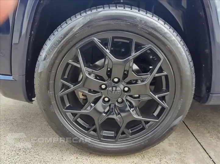 COMMANDER 1.3 T270 Turbo Overland