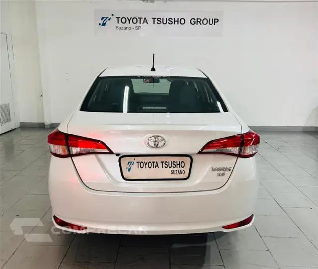 YARIS 1.5 16V Sedan XS Connect