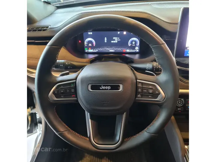 COMMANDER 1.3 T270 TURBO FLEX OVERLAND AT6