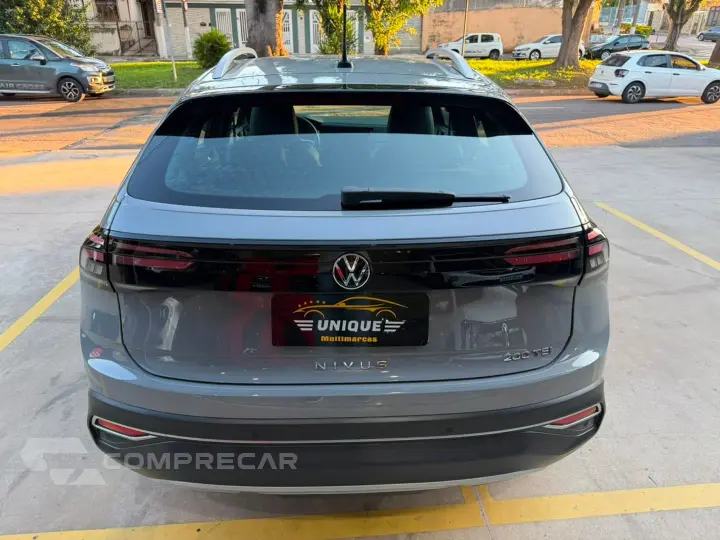 Nivus 1.0 200 Tsi Total Flex Highline Automático
