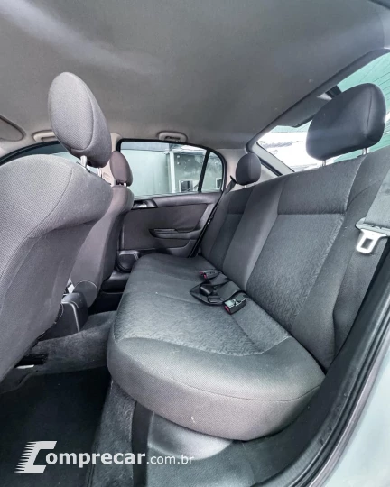 ASTRA 2.0 MPFI Advantage 8V