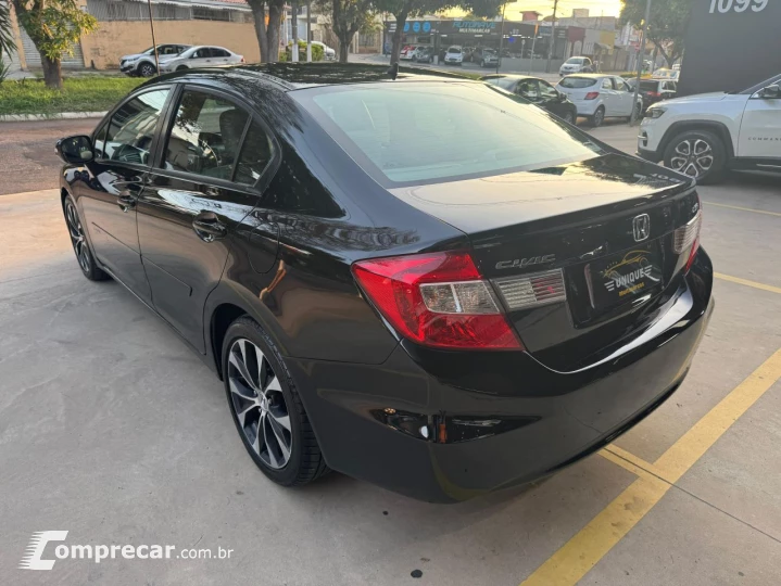 Civic Sedan LXR 2.0 Flexone 16V Aut. 4p