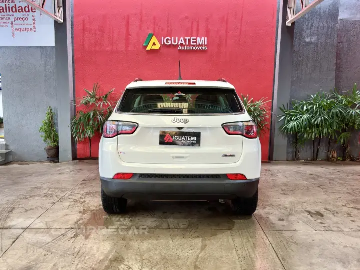 COMPASS 2.0 16V FLEX LONGITUDE AUTOMÁTICO