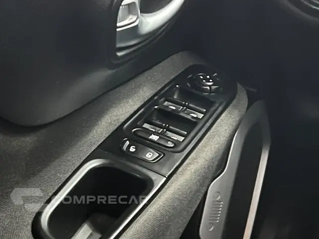 RENEGADE - 1.8 16V SPORT 4P AUTOMÁTICO