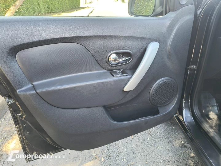SANDERO 1.6 Expression 8V