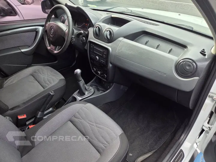 DUSTER 1.6 DYNAMIQUE 4X2 16V FLEX 4P MANUAL