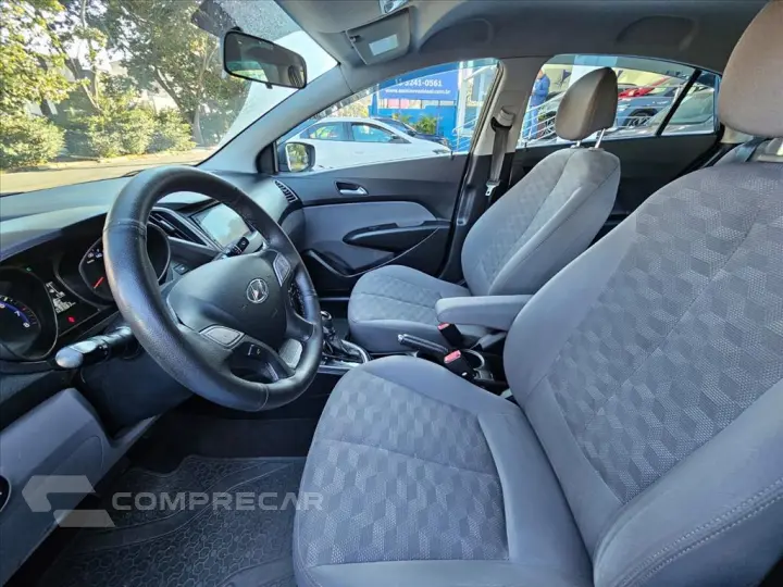 HB20S 1.6 COMFORT PLUS 16V FLEX 4P AUTOMÁTICO