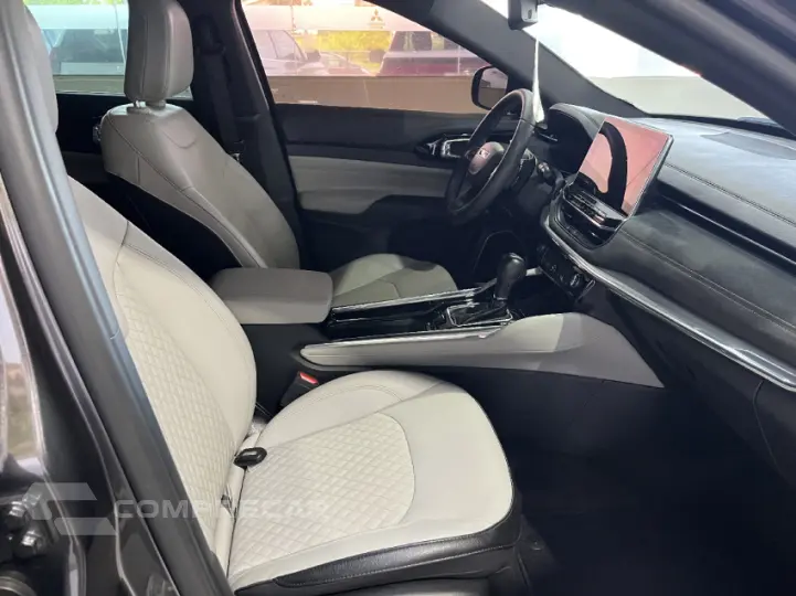 COMMANDER 1.3 T270 Turbo Limited