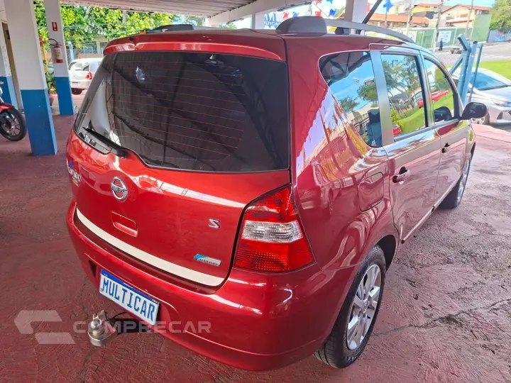 Livina 1.8 S 16V Flex 4P Automático