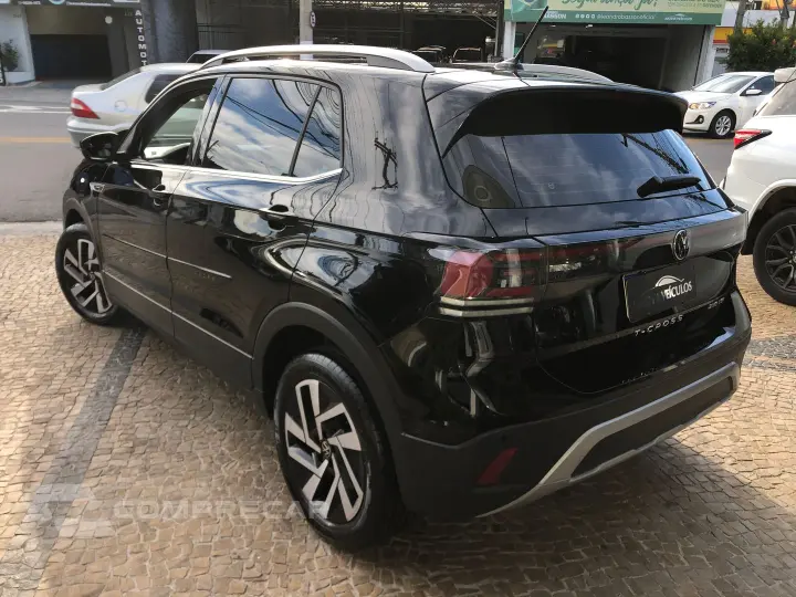 T-Cross 1.4 250 Tsi Total Flex Highline Automático