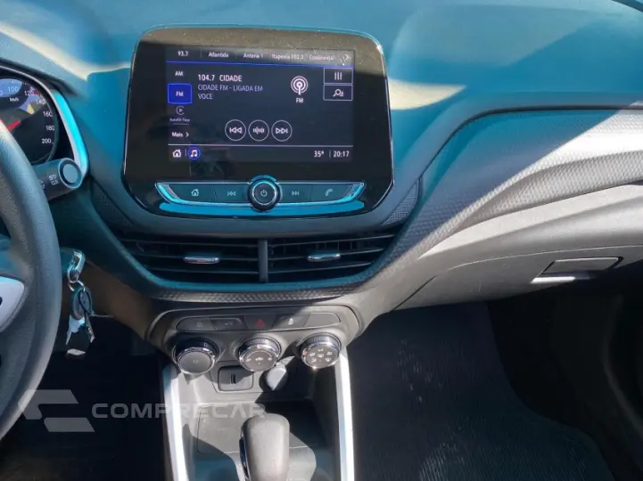 ONIX 1.0 Turbo Plus LT