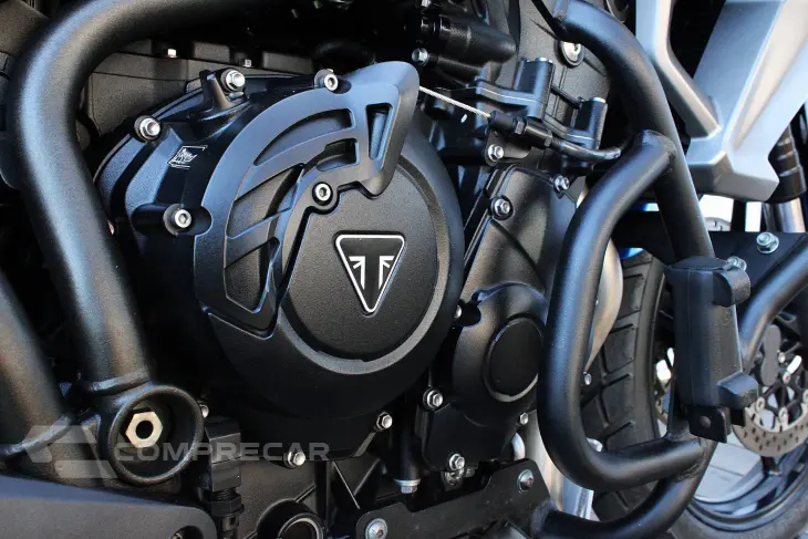 TRIUMPH TIGER 800 XRX