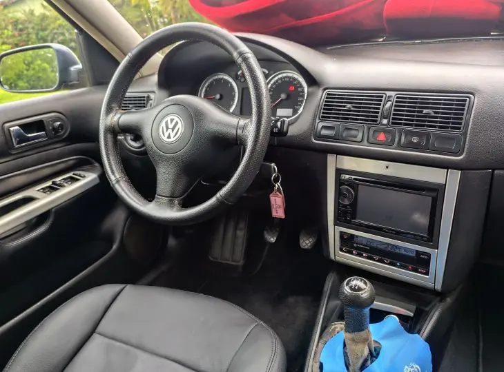 GOLF 1.6 MI FLASH 8V FLEX 4P MANUAL