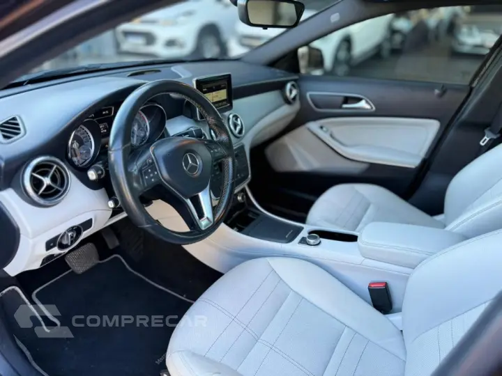GLA 200 Advance 1.6/1.6 TB 16V Flex Aut.