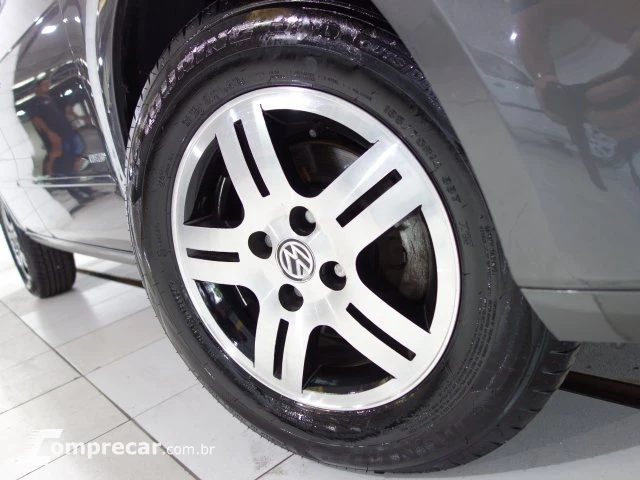 VOYAGE - 1.6 MI 8V 4P MANUAL