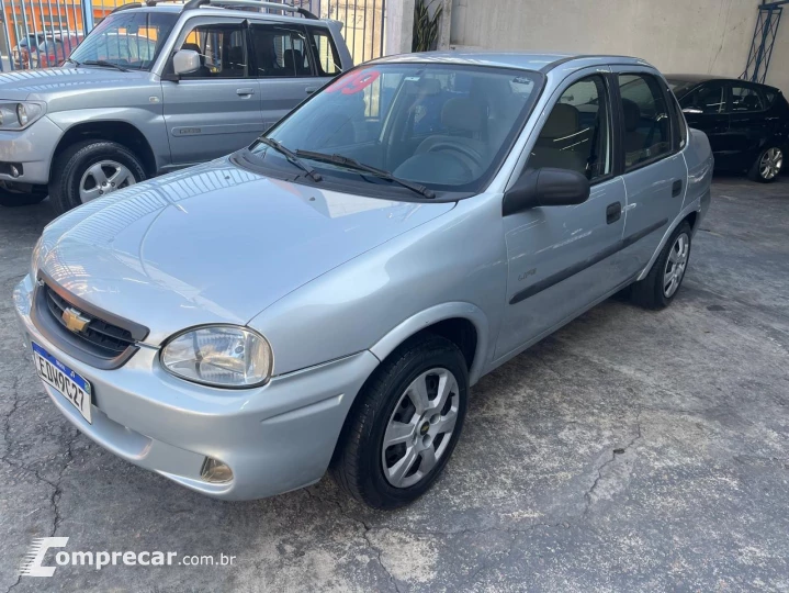 CLASSIC 1.0 MPFI Sedan 8V