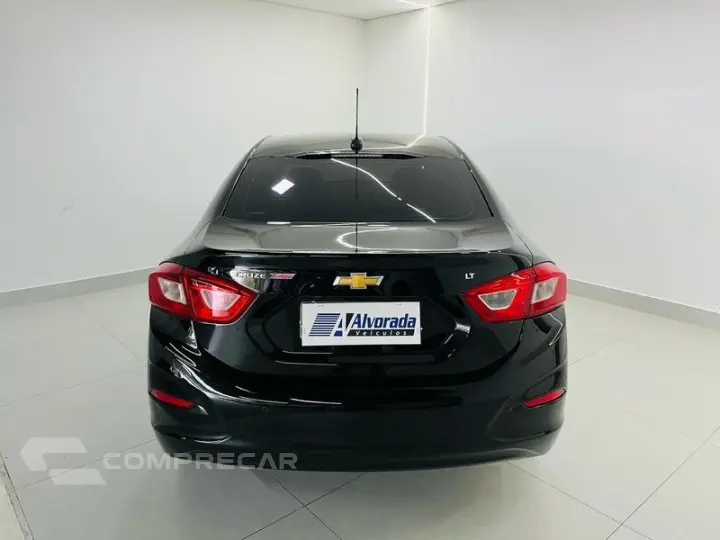 CHEV CRUZE LT NB AT