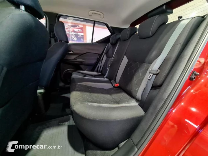KICKS SV CVT