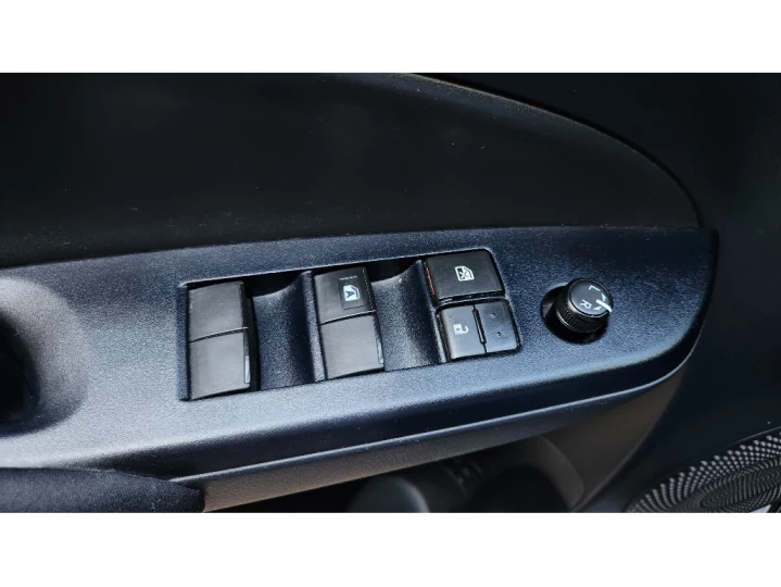 YARIS 1.3 16V FLEX XL LIVE MULTIDRIVE